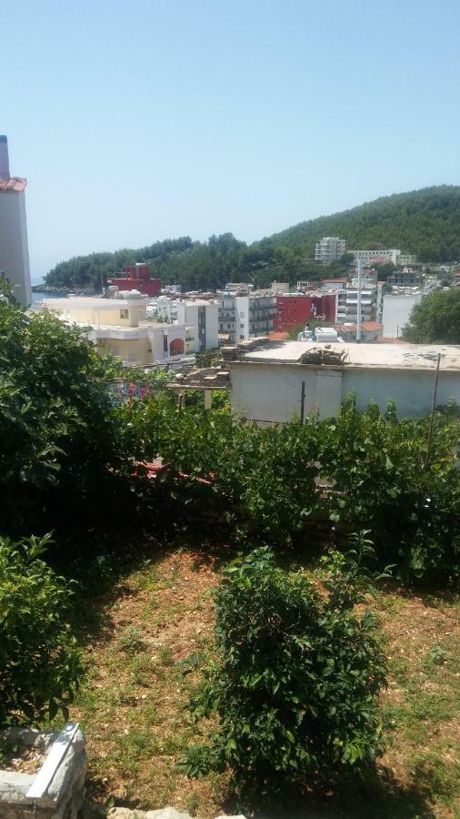 Aira Apartment Himare Exteriör bild